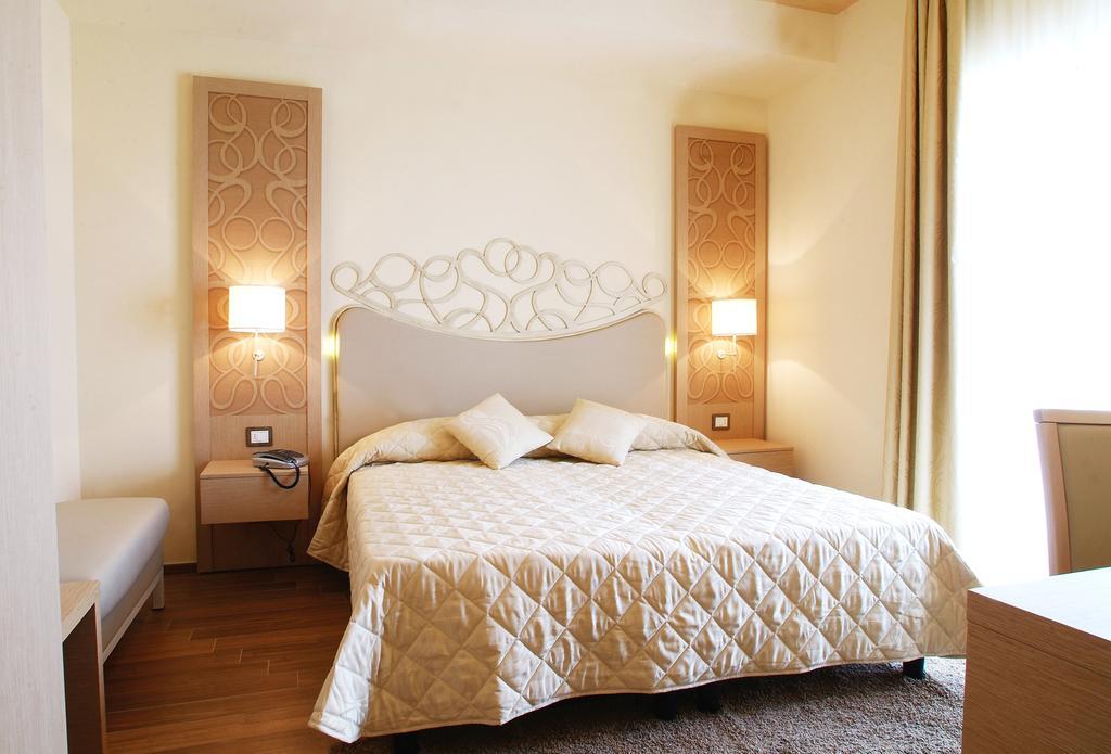 Hotel Duchessa Della Sila San Giovanni in Fiore Oda fotoğraf